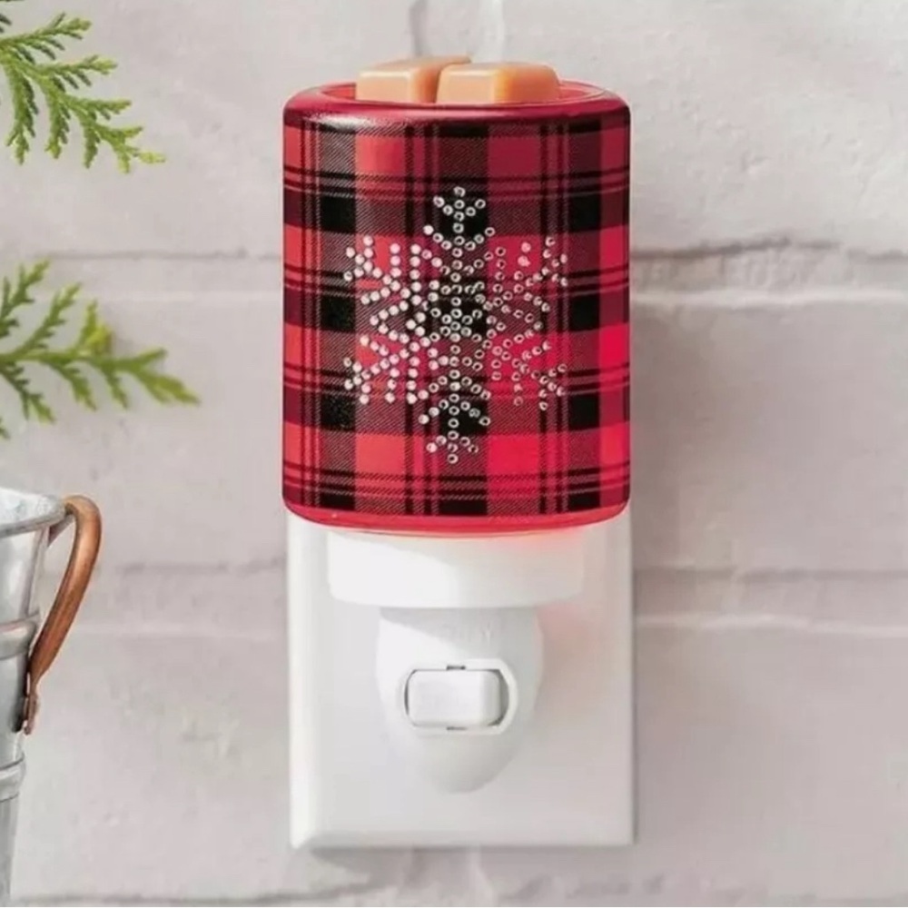 🩷🆕🩷 Frosted Flannel Mini Scentsy Warmer